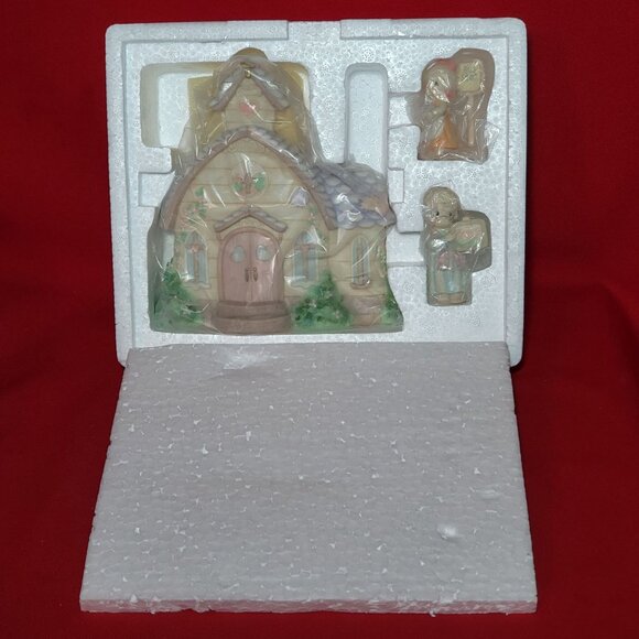 Precious Moments Village Collection Sunday Morning Church Service 1994 - Picture 3 of 15